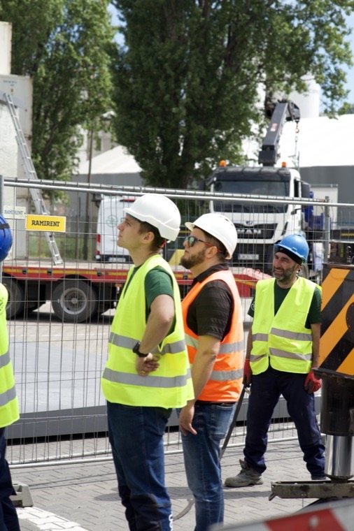 Zespół Elgreen na placu budowy stacji transformatorowej w Porcie Gdynia